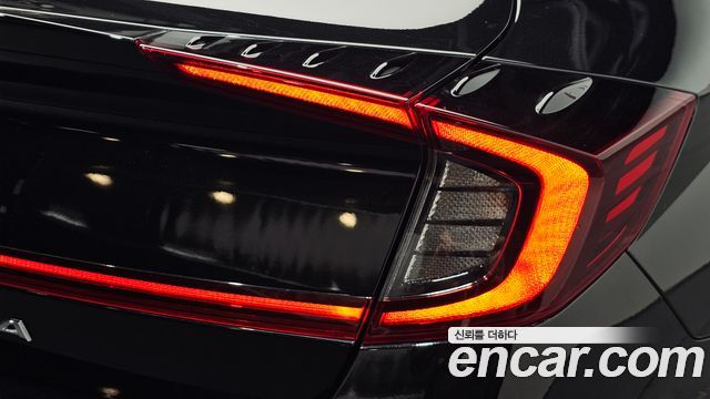 Hyundai Sonata 2022 — photo 9