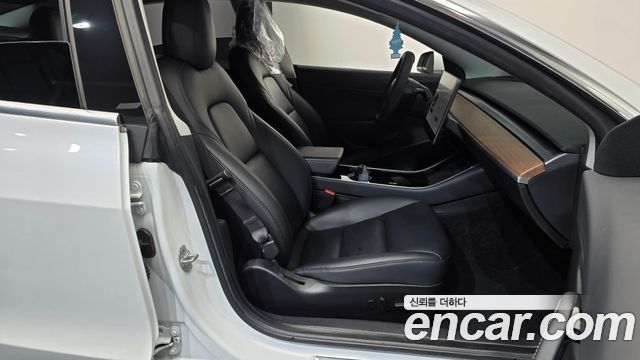 Tesla Model 3 2020 — photo 16