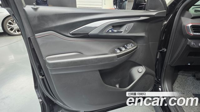 Chevrolet Korea Trailblazer 2023 — photo 14