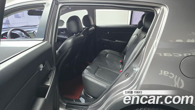 Kia Sportage 2013 — photo 11