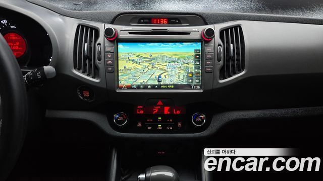 Kia Sportage 2013 — photo 13