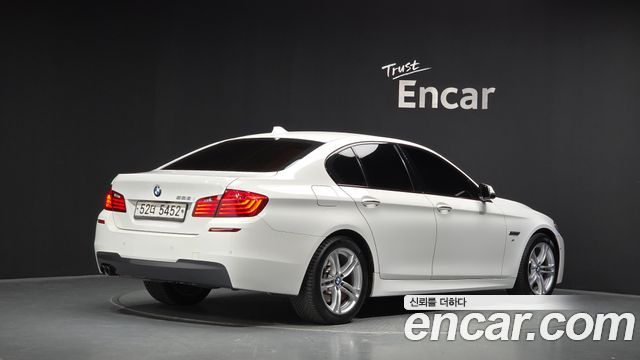 BMW 5-Series 2016 — photo 2