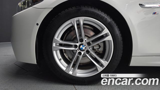 BMW 5-Series 2016 — photo 5