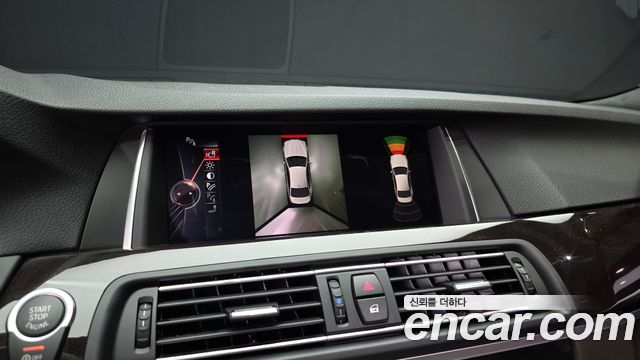 BMW 5-Series 2016 — photo 21