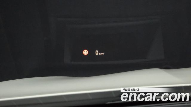 BMW 5-Series 2016 — photo 24