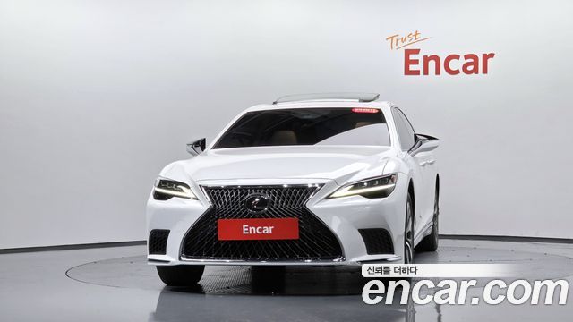 Lexus LS 2022 — photo 3