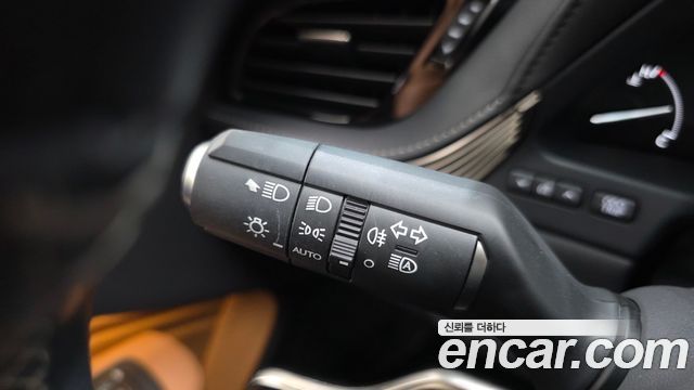Lexus LS 2022 — photo 31