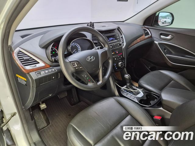 Hyundai Santafe 2017 — photo 10