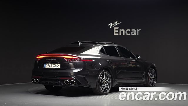 Kia Stinger 2022 — photo 2