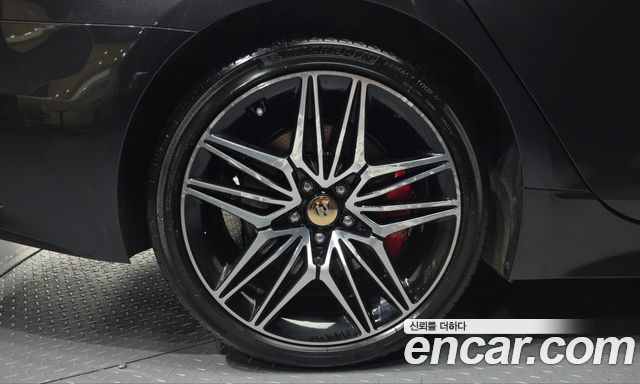 Kia Stinger 2022 — photo 5