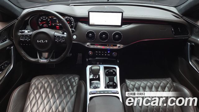 Kia Stinger 2022 — photo 7