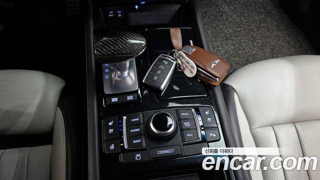 Genesis G80 2018 — photo 12