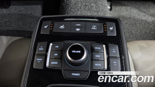 Genesis G80 2018 — photo 34