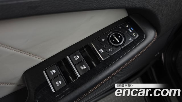 Genesis G80 2018 — photo 36