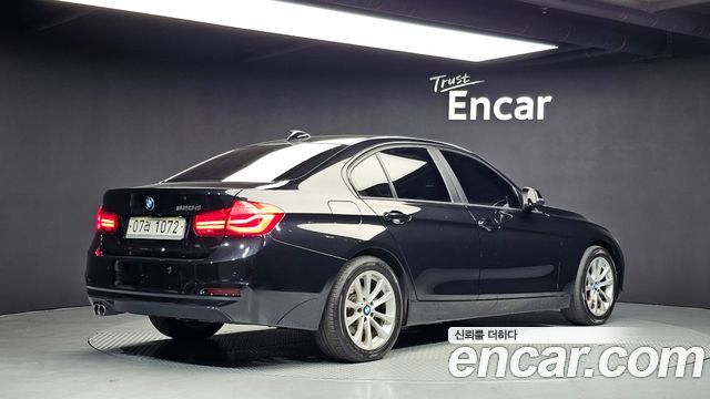 BMW 3-Series 2017 — photo 2