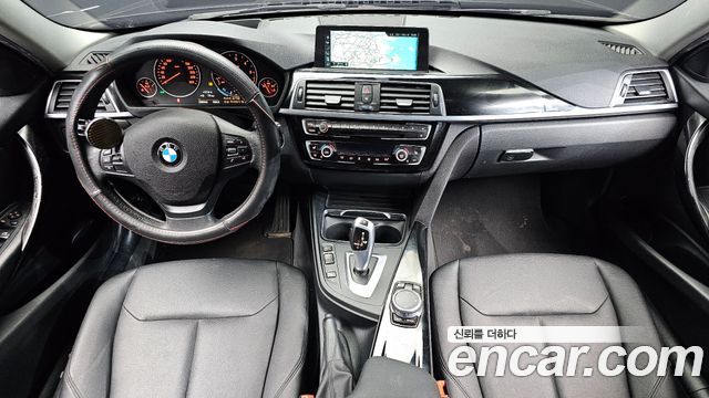 BMW 3-Series 2017 — photo 7