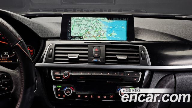 BMW 3-Series 2017 — photo 14