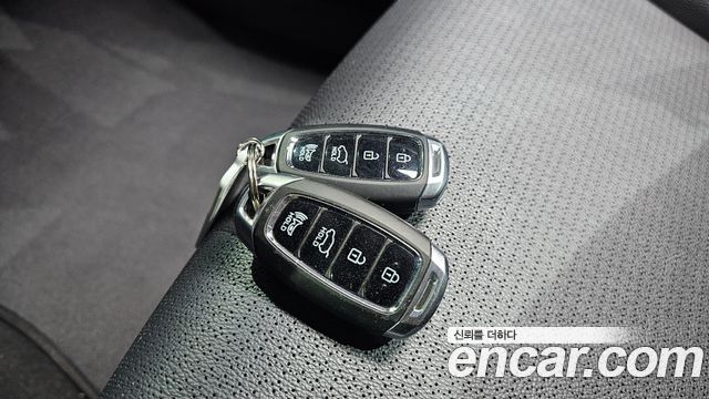 Hyundai Kona 2018 — photo 31
