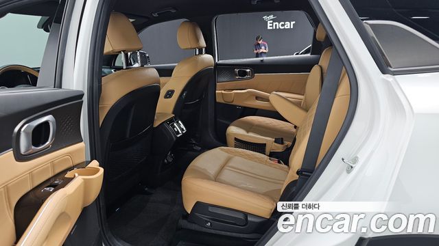 Kia Sorento 2023 — photo 17