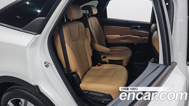 Kia Sorento 2023 — photo 18
