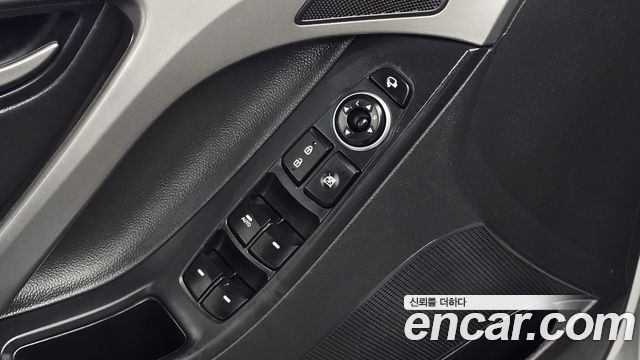 Hyundai AVANTE 2015 — photo 17