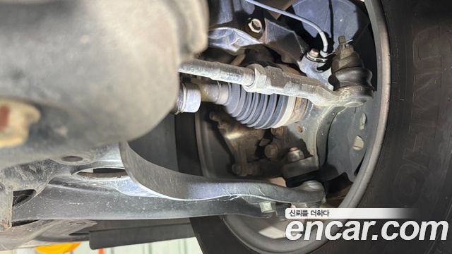 Hyundai AVANTE 2016 — photo 32