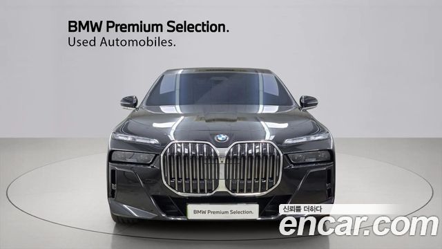 BMW 7-Series 2026 — photo 3