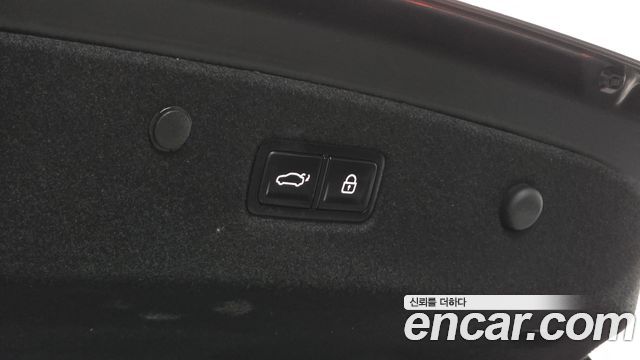 Kia K8 2022 — photo 26