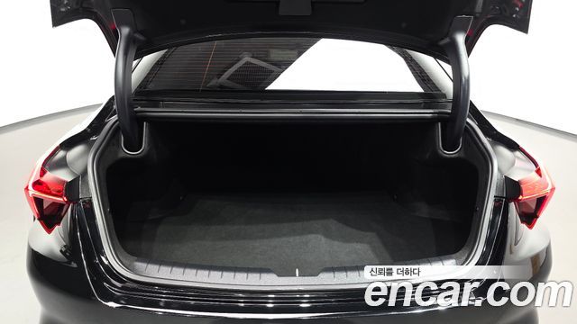 Kia K8 2022 — photo 35