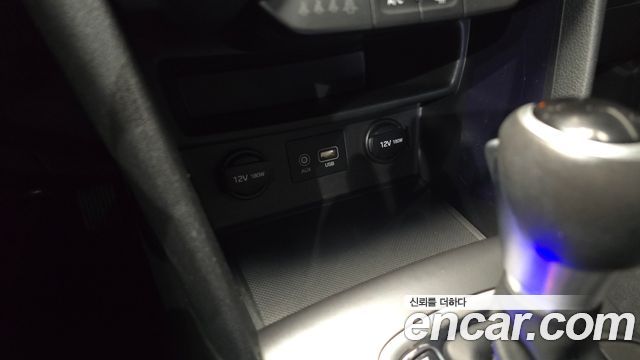 Hyundai Kona 2018 — photo 28