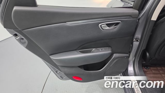 Renault Korea SM6 2016 — photo 15