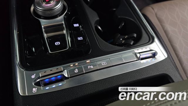 Kia Canival 2024 — photo 17