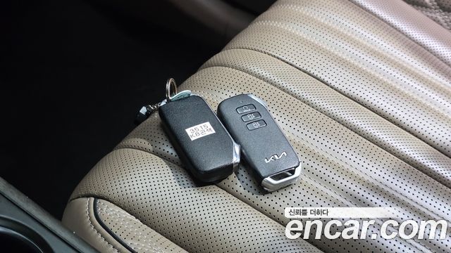 Kia K8 2023 — photo 30
