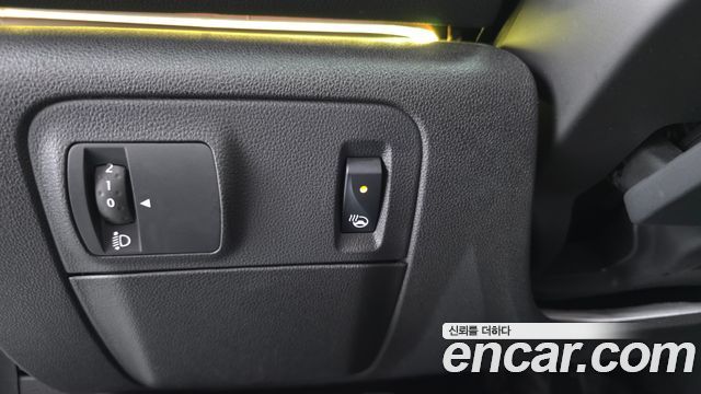 Renault Korea SM6 2019 — photo 18