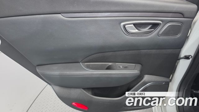 Renault Korea SM6 2019 — photo 15