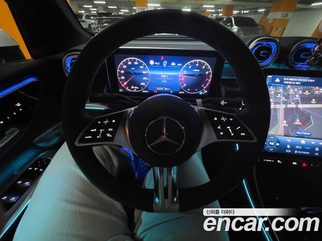 Mercedes-Benz GLC-Class 2025 — photo 6