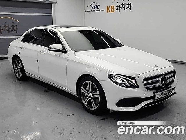 Mercedes-Benz E-Class 2019 — photo 2