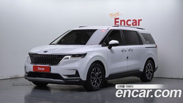 Kia Canival 2021 — photo 1
