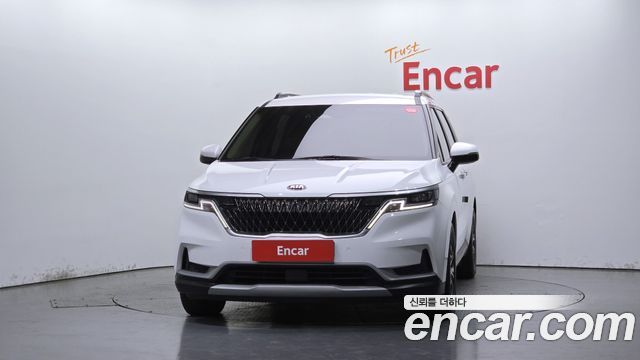Kia Canival 2021 — photo 3