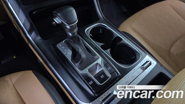 Kia Canival 2021 — photo 9