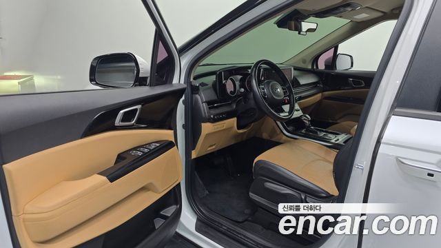 Kia Canival 2021 — photo 10