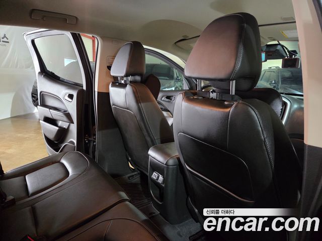 Chevrolet Korea Colorado 2021 — photo 14