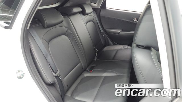 Hyundai Kona 2018 — photo 23