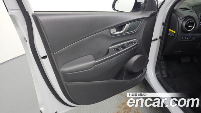 Hyundai Kona 2018 — photo 14