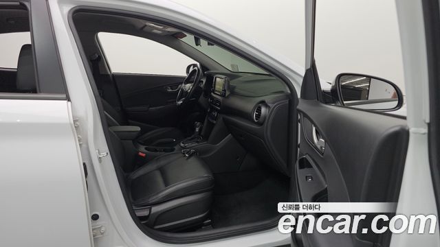Hyundai Kona 2018 — photo 16