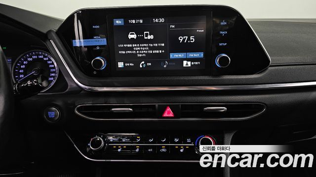 Hyundai Sonata 2020 — photo 25