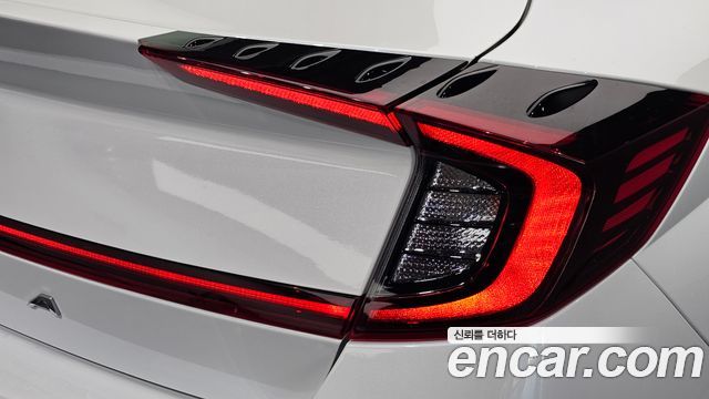Hyundai Sonata 2020 — photo 9