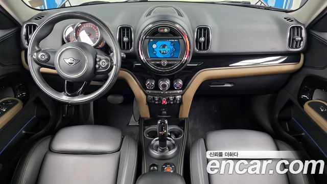 Mini Countryman 2020 — photo 10
