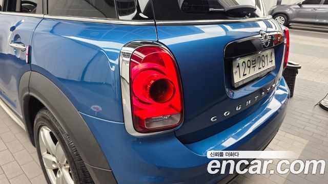 Mini Countryman 2020 — photo 9