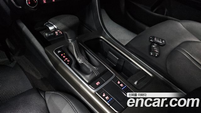 Kia K5 2019 — photo 12